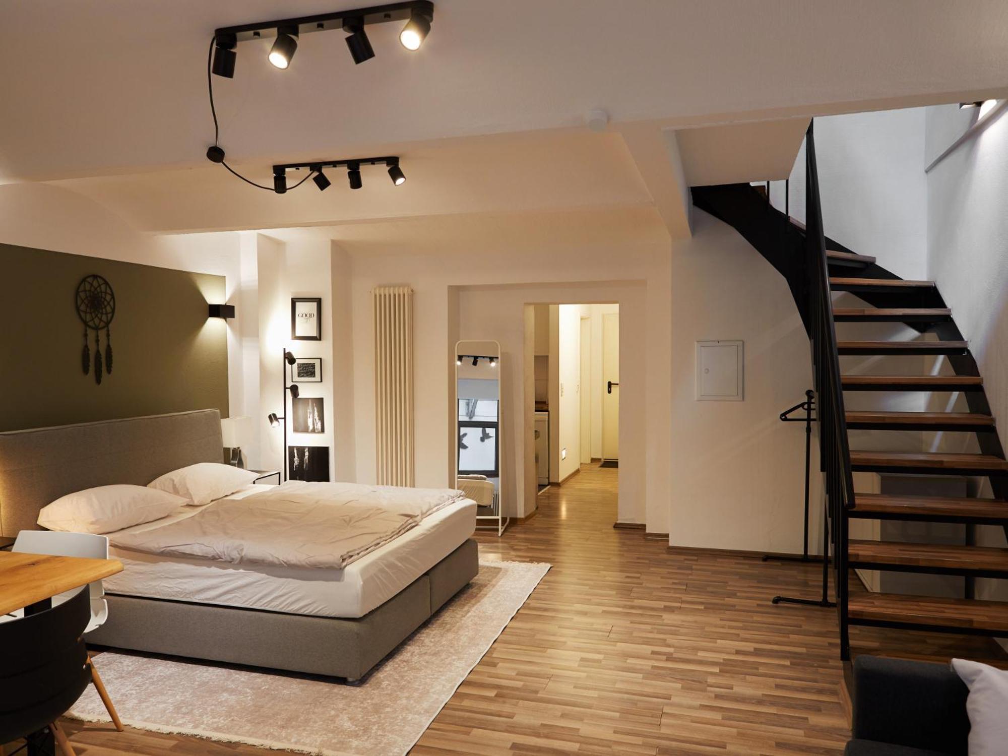 Appartement 95m2 Loft Mit Terasse 1b 2r Kreuzberg *