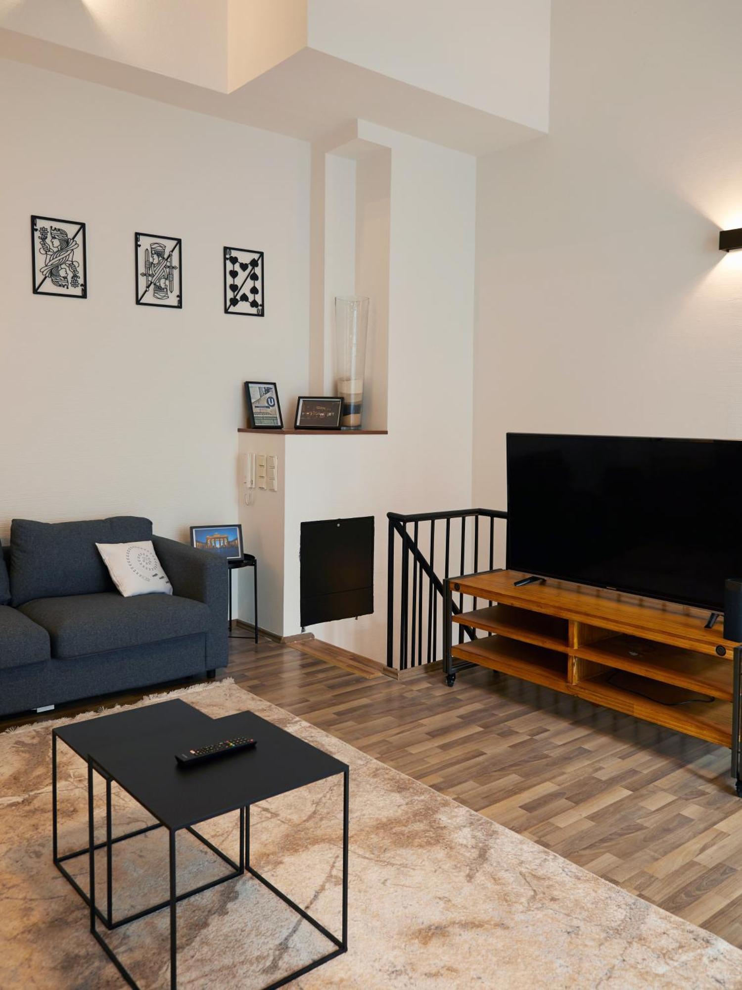 95m2 Loft Mit Terasse 1b 2r Kreuzberg *